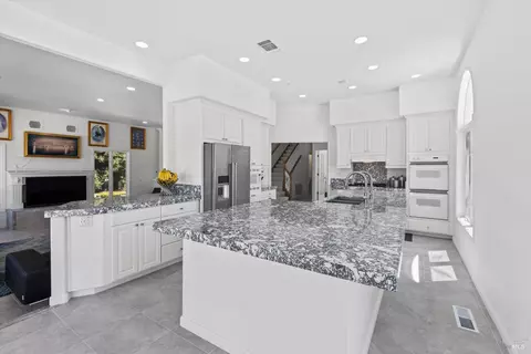 Kitchen - 4119 Campini Estates Dr, Vacaville, CA 95688 photo 5 of 8