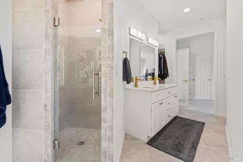 Bath - 4119 Campini Estates Dr, Vacaville, CA 95688 photo 11 of 11