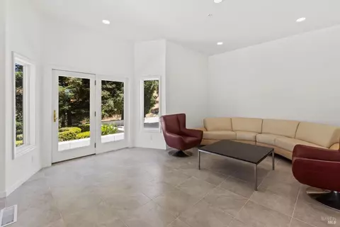 Living - 4119 Campini Estates Dr, Vacaville, CA 95688 photo 4 of 4