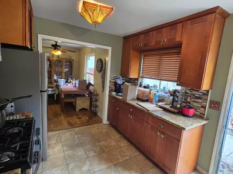 Kitchen - 626 Rollingwood Dr, Vallejo, CA 94591 photo 4 of 4