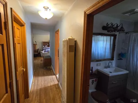 Entry Way - 626 Rollingwood Dr, Vallejo, CA 94591 photo 2 of 3