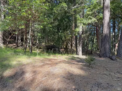 1666 Alcott Pl, Willits, CA 95490 photo 3