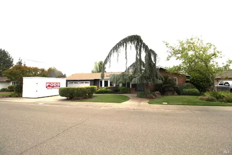 875 Sievers Way, Dixon, CA 95620