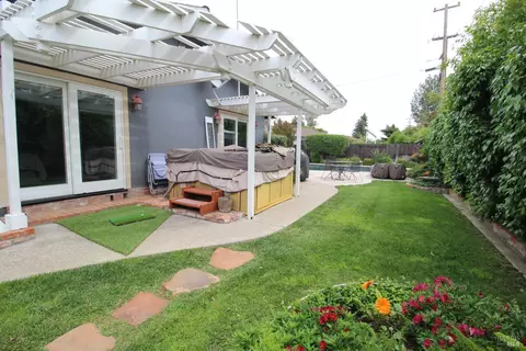 Exterior - 875 Sievers Way, Dixon, CA 95620 photo 7 of 7