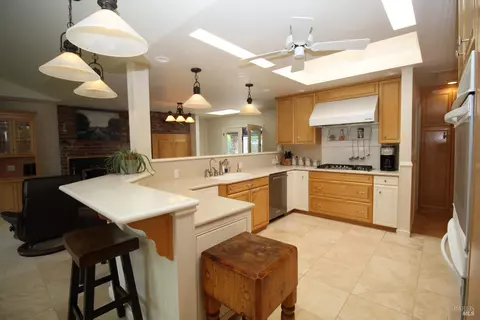 Kitchen - 875 Sievers Way, Dixon, CA 95620 photo 1 of 4
