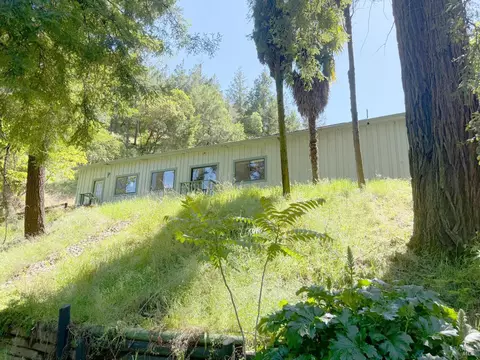 32757 Highway 128 Hwy, Cloverdale, CA 95425