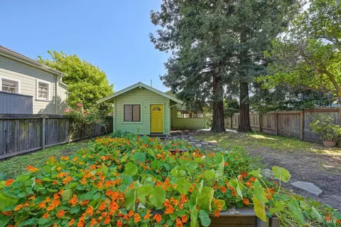 430 W J St, Benicia, CA 94510