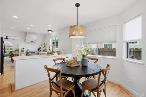 Dining - 6183 Marsi Ct, Windsor, CA 95492 photo 5 of 5