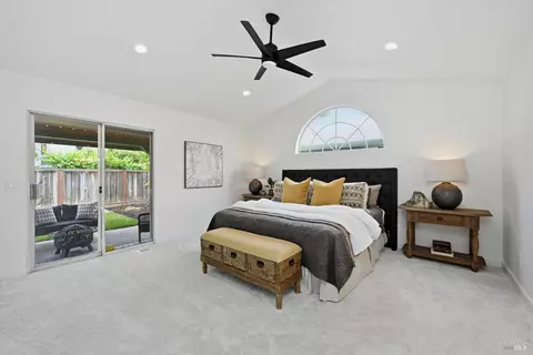 Bedroom - 6183 Marsi Ct, Windsor, CA 95492 photo 4 of 6