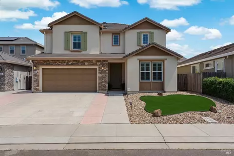 607 Snapdragon St, Vacaville, CA 95687