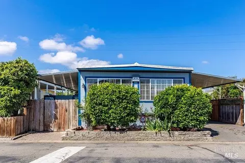 180 Medina Dr, Pacheco, CA 94553 photo 2
