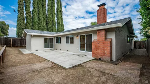 2495 Carnation Dr, Fairfield, CA 94533 photo 30