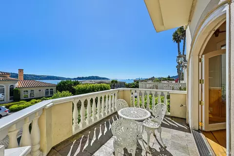 Exterior - 17 Heron Dr, Mill Valley, CA 94941 photo 5 of 9