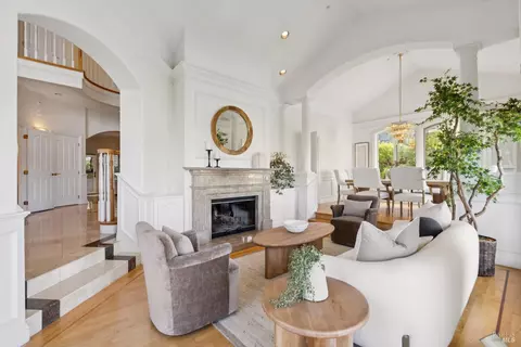 Living - 17 Heron Dr, Mill Valley, CA 94941 photo 2 of 6