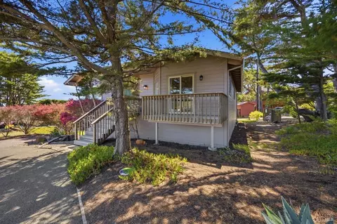 2035 Sandpiper Ct, Bodega Bay, CA 94923