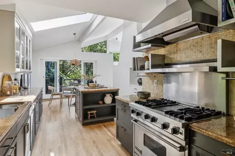 Kitchen - 115 Manor Dr, Mill Valley, CA 94941 photo 4 of 8