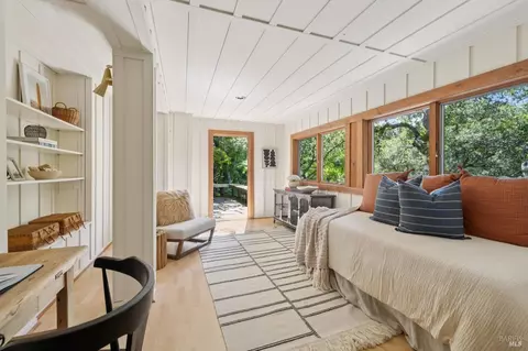 Bedroom - 115 Manor Dr, Mill Valley, CA 94941 photo 5 of 5