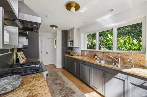 Kitchen - 115 Manor Dr, Mill Valley, CA 94941 photo 6 of 8
