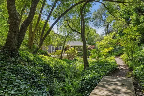 Exterior - 115 Manor Dr, Mill Valley, CA 94941 photo 10 of 24