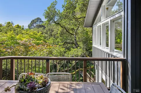 Exterior - 115 Manor Dr, Mill Valley, CA 94941 photo 4 of 24