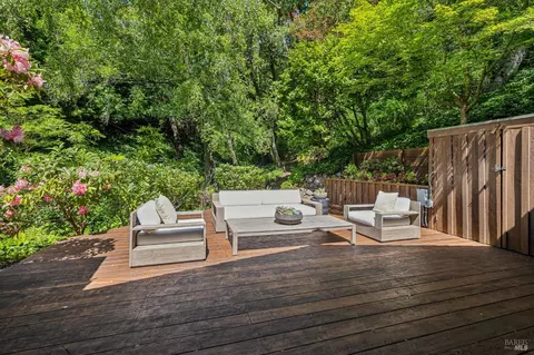 Exterior - 115 Manor Dr, Mill Valley, CA 94941 photo 6 of 24
