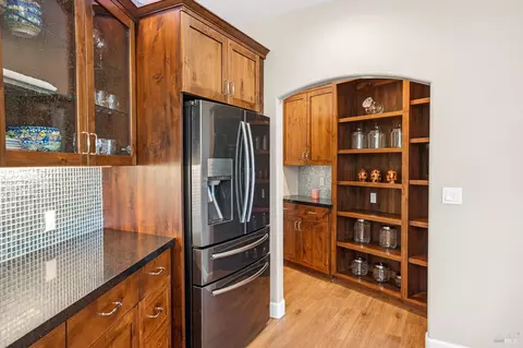 Kitchen - 850 Doolan Canyon Dr, Ukiah, CA 95482 photo 6 of 6
