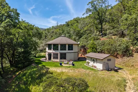 Exterior - 850 Doolan Canyon Dr, Ukiah, CA 95482 photo 7 of 7