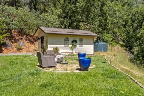 Exterior - 850 Doolan Canyon Dr, Ukiah, CA 95482 photo 5 of 7