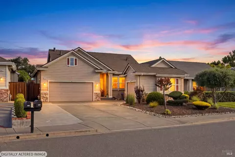 442 Muscat Dr, Cloverdale, CA 95425