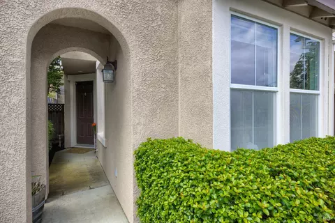 Exterior - 6671 Chalk Hill Ln, Vallejo, CA 94591 photo 5 of 12