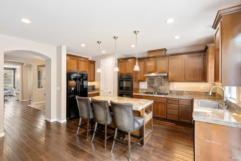 Kitchen - 6671 Chalk Hill Ln, Vallejo, CA 94591 photo 1 of 8