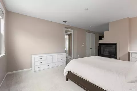 Bedroom - 6671 Chalk Hill Ln, Vallejo, CA 94591 photo 3 of 8