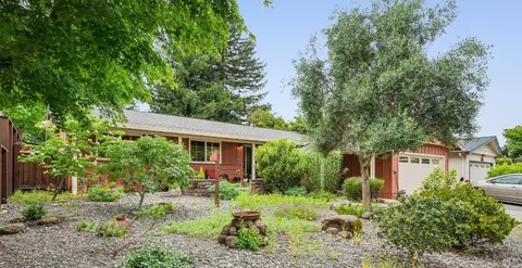 3743 Newark Dr, Napa, CA 94558