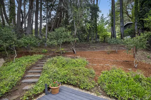 Exterior - 606 Eucalyptus Way, Mill Valley, CA 94941 photo 10 of 16