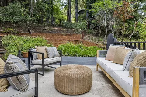 Exterior - 606 Eucalyptus Way, Mill Valley, CA 94941 photo 8 of 16