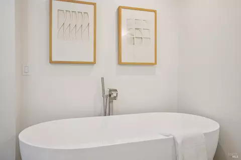 Bath - 606 Eucalyptus Way, Mill Valley, CA 94941 photo 7 of 7