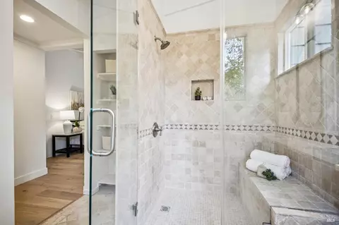 Bath - 606 Eucalyptus Way, Mill Valley, CA 94941 photo 3 of 7