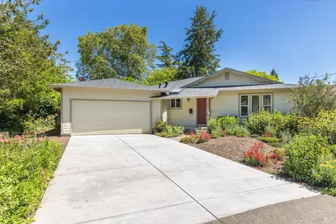 7804 Anthony St, Sebastopol, CA 95472