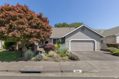 358 Singing Brook Cir, Santa Rosa, CA 95409