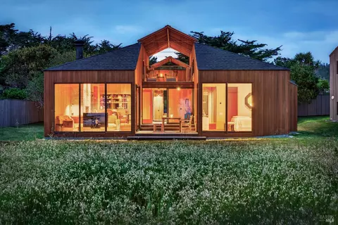 233 Solstice, The Sea Ranch, CA 95497