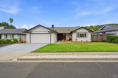 145 Westwood Dr, Novato, CA 94945