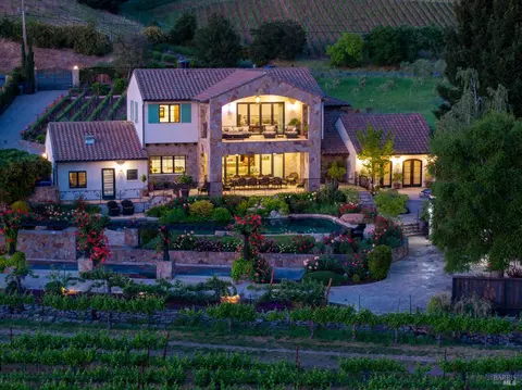 Exterior - 7035 Silverado Trl, Napa, CA 94558 photo 3 of 28