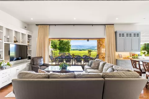 Living - 7035 Silverado Trl, Napa, CA 94558 photo 5 of 9