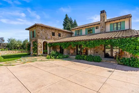 Exterior - 7035 Silverado Trl, Napa, CA 94558 photo 17 of 28