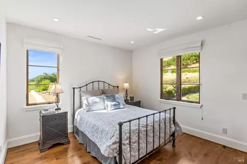 Bedroom - 7035 Silverado Trl, Napa, CA 94558 photo 5 of 6