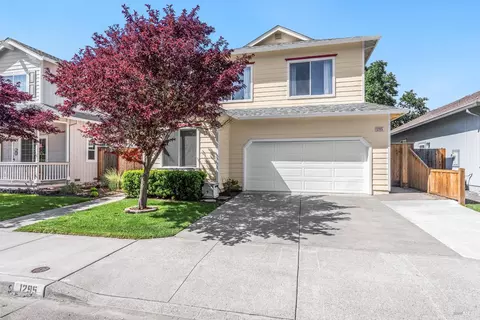 1295 Peterson Ln, Santa Rosa, CA 95403