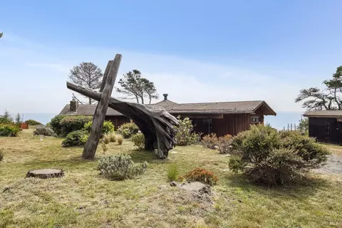 Exterior - 22100 Ninive Dr, Jenner, CA 95450 photo 14 of 14