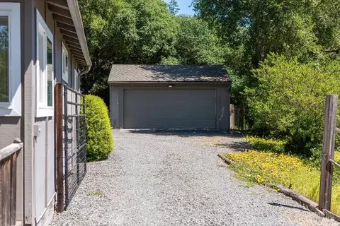 Exterior - 15555 Bittner Rd, Occidental, CA 95465 photo 12 of 23