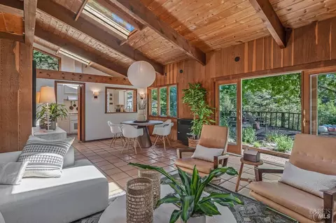 15555 Bittner Rd, Occidental, CA 95465