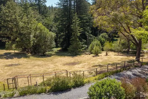 Exterior - 15555 Bittner Rd, Occidental, CA 95465 photo 4 of 23